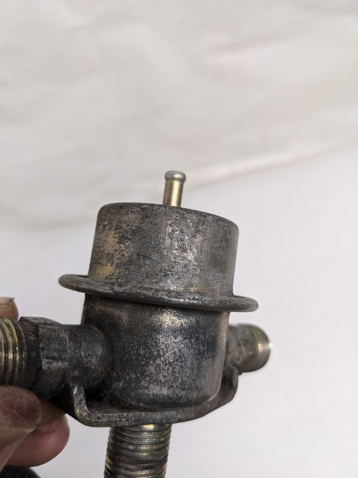 GENUINE BOSCH 0280161008 FUEL PRESSURE DAMPER FOR 80-82 PORSCHE 928 4.5L USED R20T8