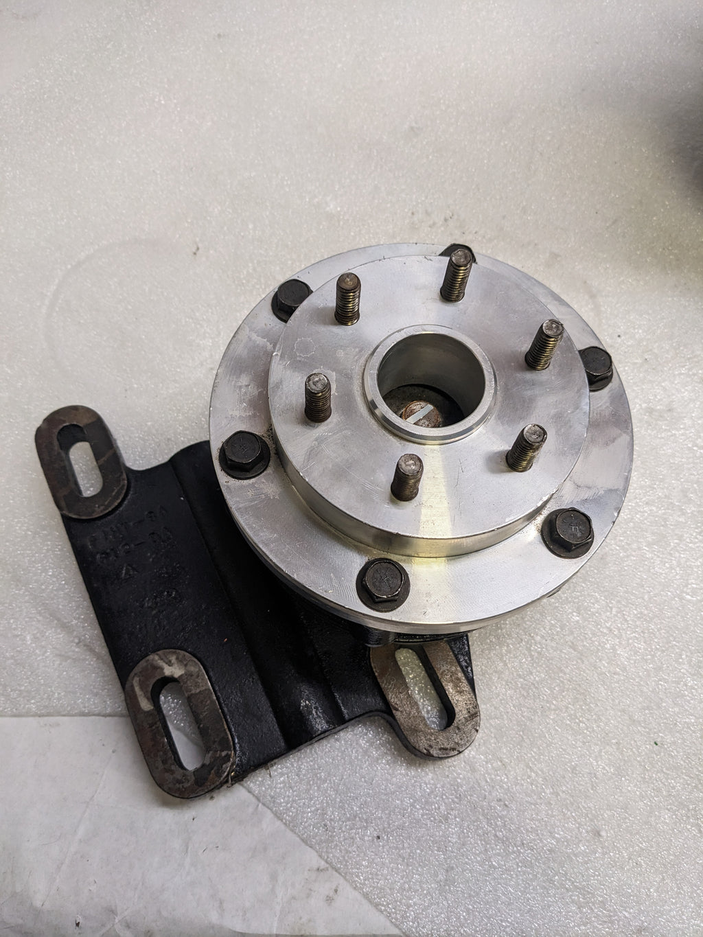 CUMMINS FIHT-8A 612-DA FAN CLUTCH/HUB FOR 1997 FORD LTA9000 USED R10