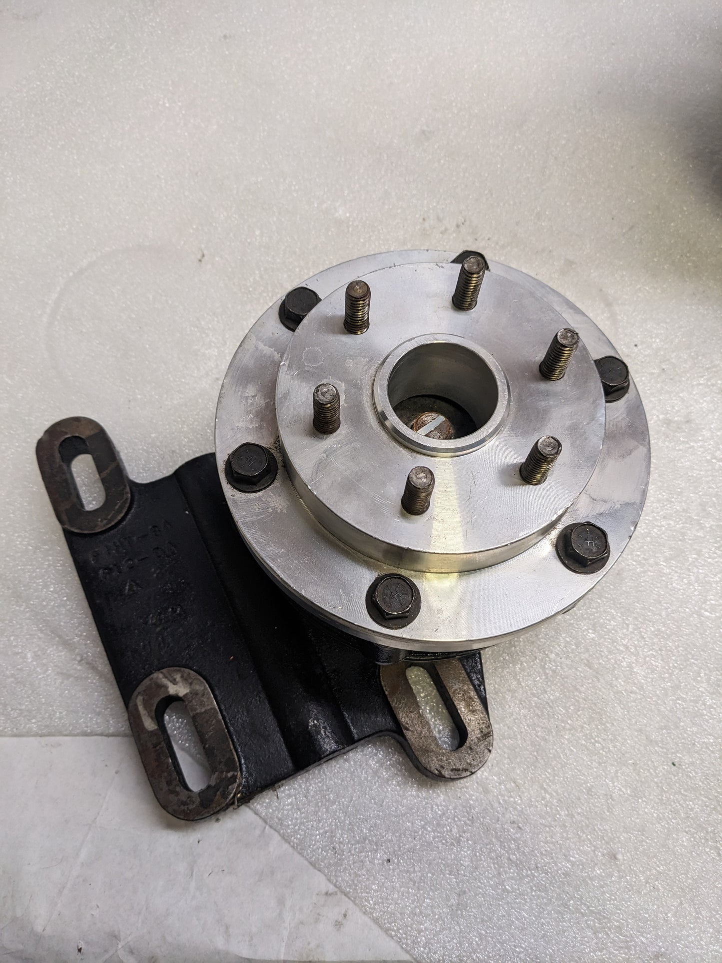 CUMMINS FIHT-8A 612-DA FAN CLUTCH/HUB FOR 1997 FORD LTA9000 USED R10