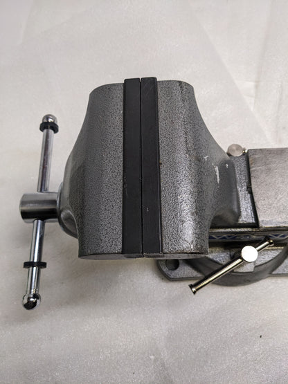 WILTON 1765 6-1/2" JAW WIDTH SWIVEL BASE BENCH & PIPE COMBINATION VISE NEW B2