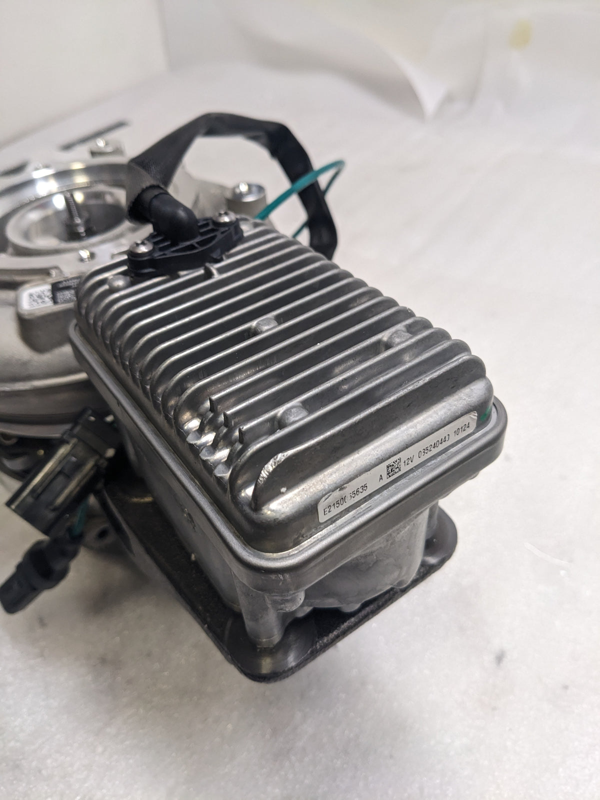 JOHN DEERE DZ127147 HIGH ACTUATOR TUBOCHARGER 12 VOLT NEW B2