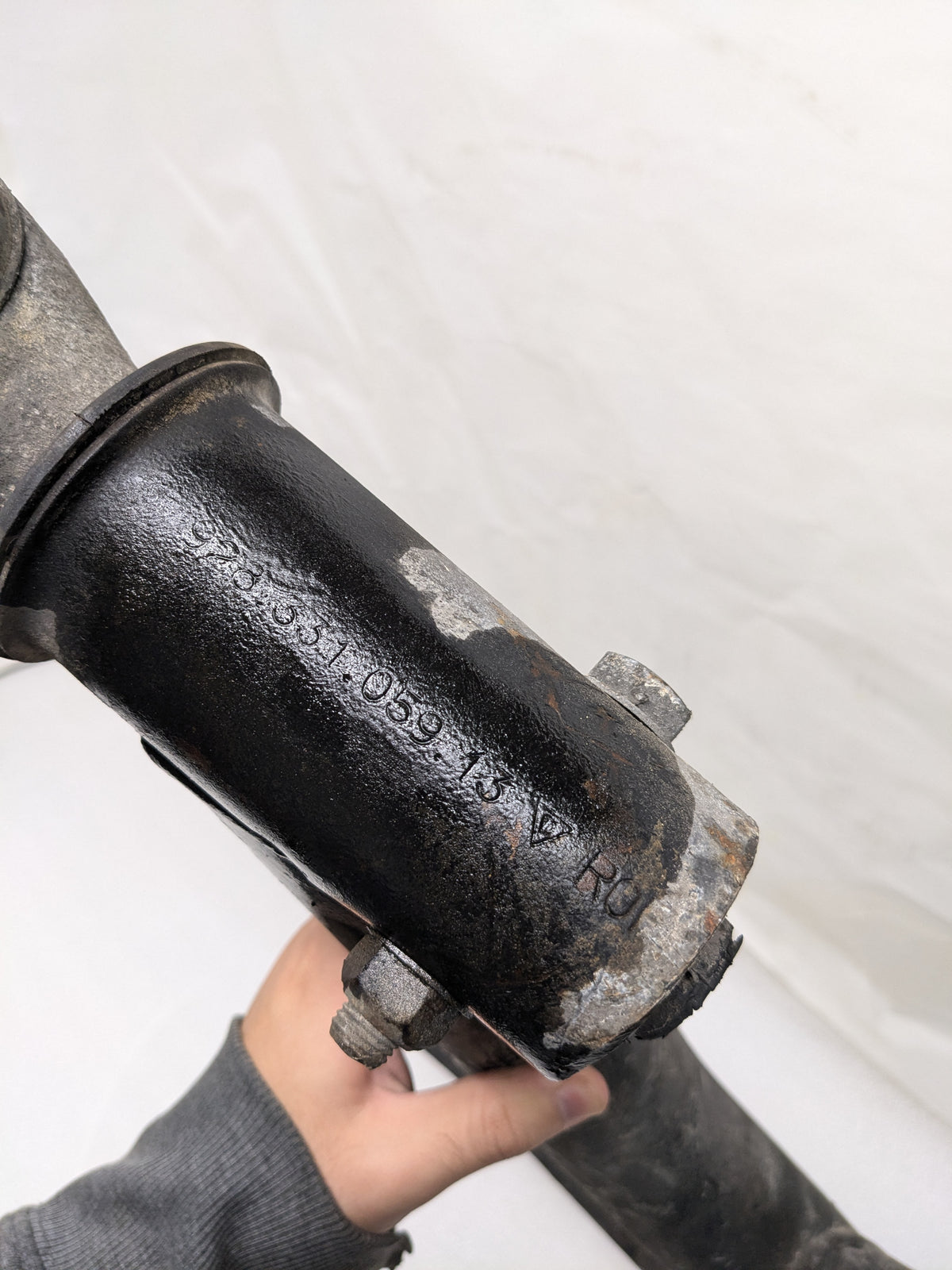 PORSCHE 92833105913 REAR LEFT CONTROL ARM FOR 928 USED #1 PG2