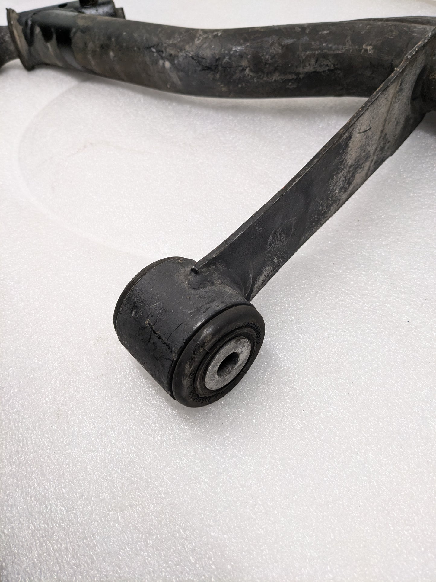 PORSCHE 92833105913 REAR LEFT CONTROL ARM FOR 928 USED #1 PG2