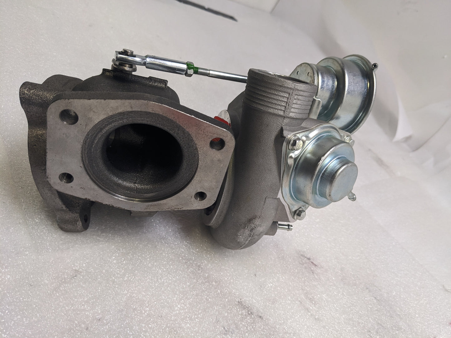 VOLVO 49189-05200 TURBO FOR 1999-2000 VOLVO XC90/XC70/V70/S70/S60 NEW B2