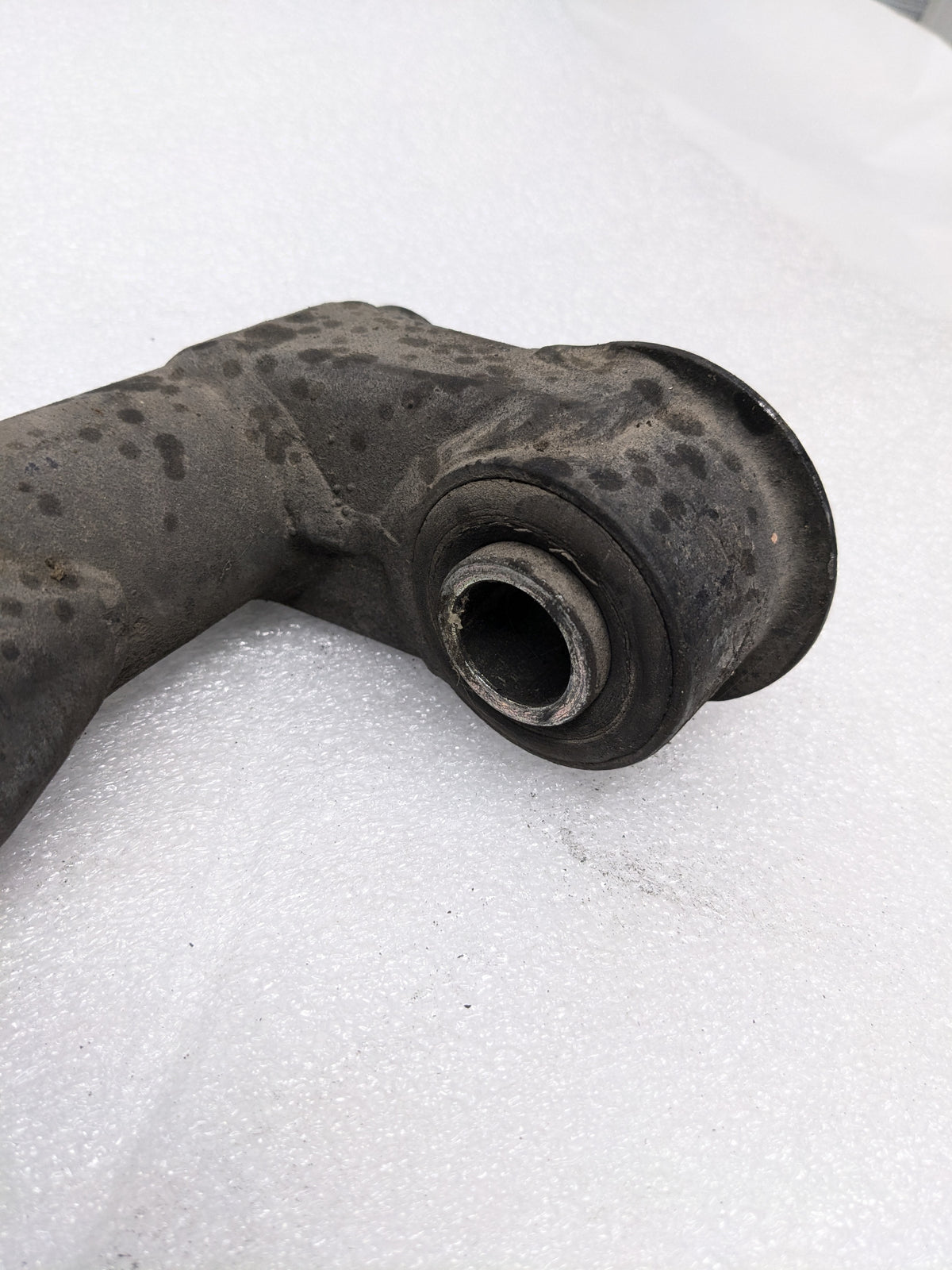 PORSCHE 92833105913 REAR LEFT CONTROL ARM FOR 928 USED #2 PG2