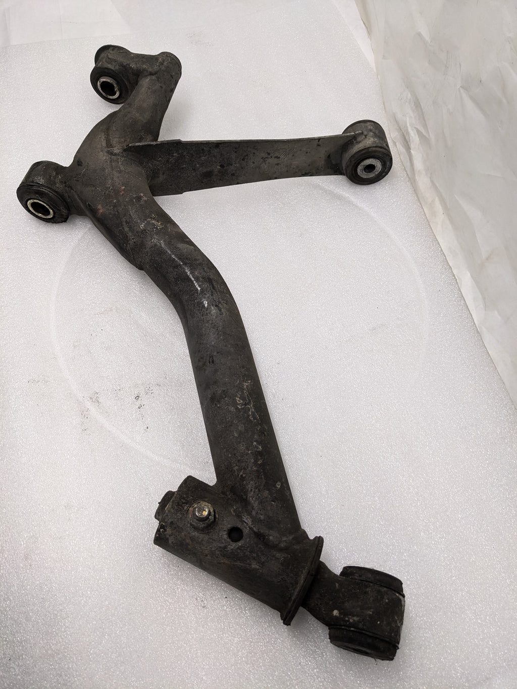 PORSCHE 92833105913 REAR LEFT CONTROL ARM FOR 928 USED #2 PG2