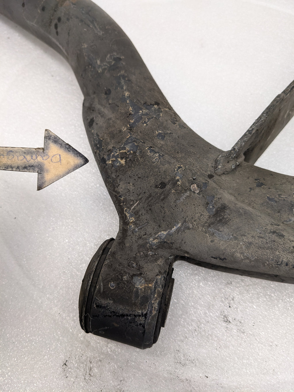 PORSCHE 92833106013 REAR RIGHT CONTROL ARM FOR 928 USED #1 PG2
