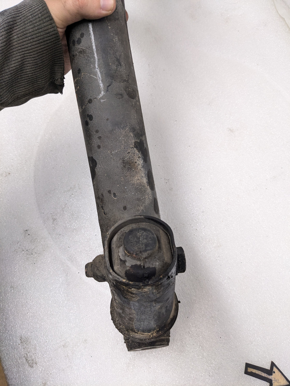 PORSCHE 92833106013 REAR RIGHT CONTROL ARM FOR 928 USED #1 PG2