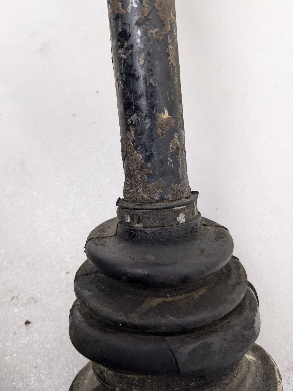 PORSCHE 92833202920 REAR DRIVESHAFT FOR AUTO 77-95 928 USED PG3