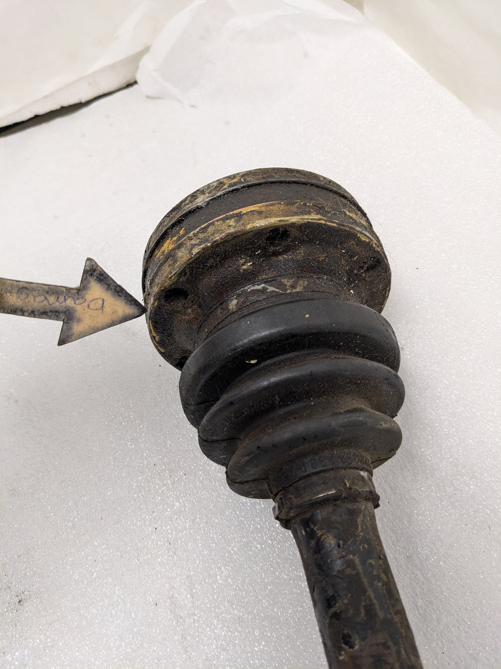 PORSCHE 92833202920 REAR DRIVESHAFT FOR AUTO 77-95 928 USED PG3