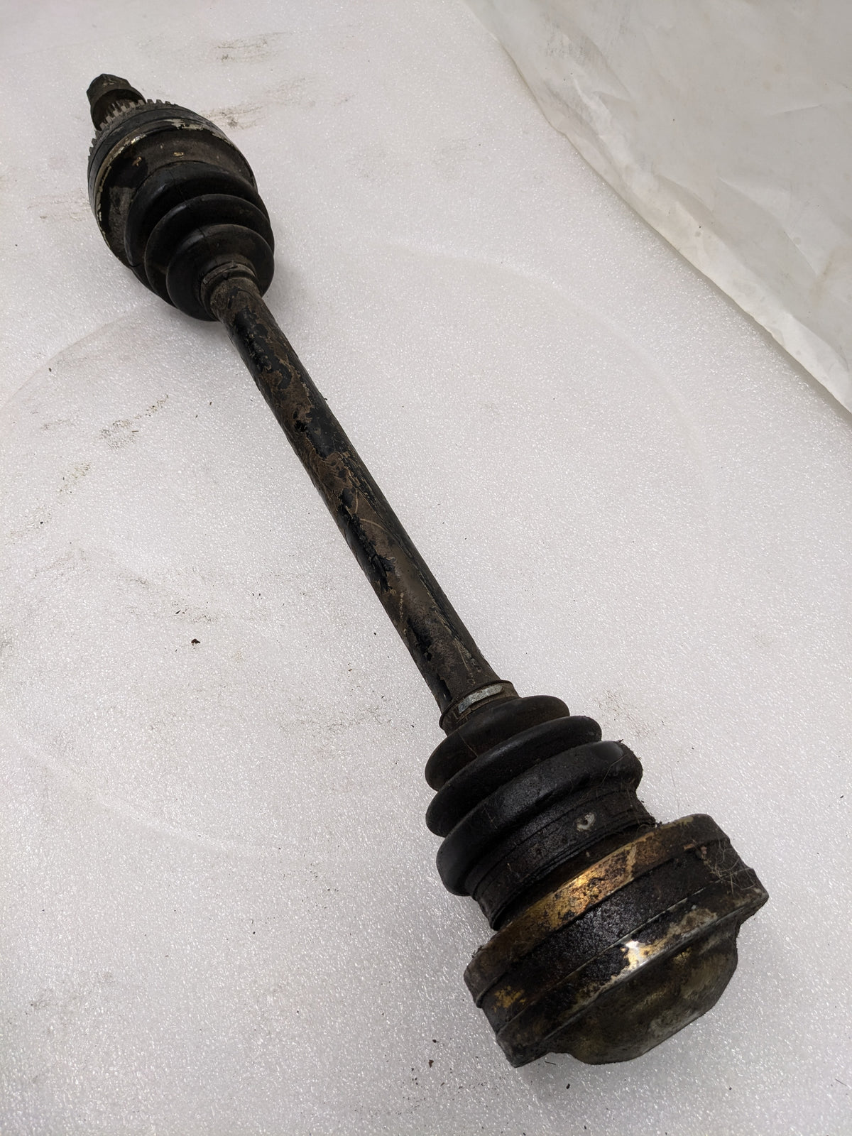 PORSCHE 92833202920 REAR DRIVESHAFT FOR AUTO 77-95 928 USED PG3