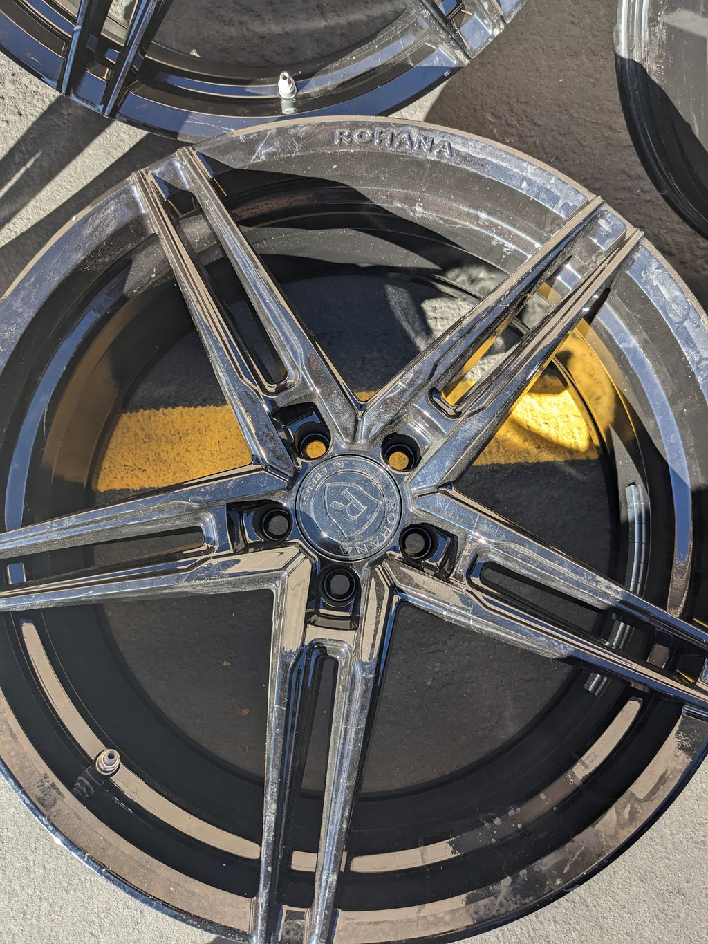 ROHANA RFX152095112GB45 RFX15 SERIES 20X9 INCHES  5X112 25MM GLOSS BLACK SET OF FOUR WHEELS NEW B2