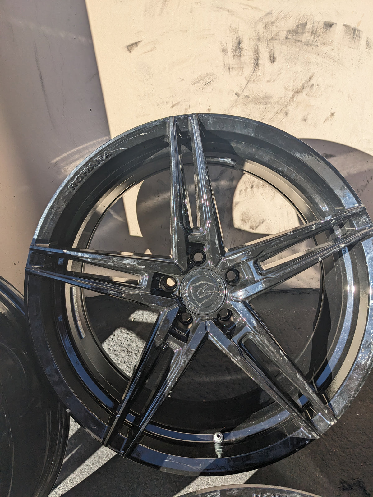ROHANA RFX152095112GB45 RFX15 SERIES 20X9 INCHES  5X112 25MM GLOSS BLACK SET OF FOUR WHEELS NEW B2