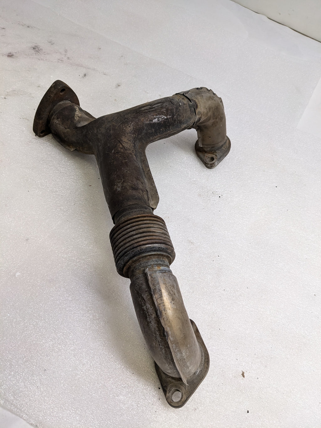 PORSCHE EXHAUST CROSSOVER PIPE 1 & 4 FOR 1984-1989 911 USED PG2