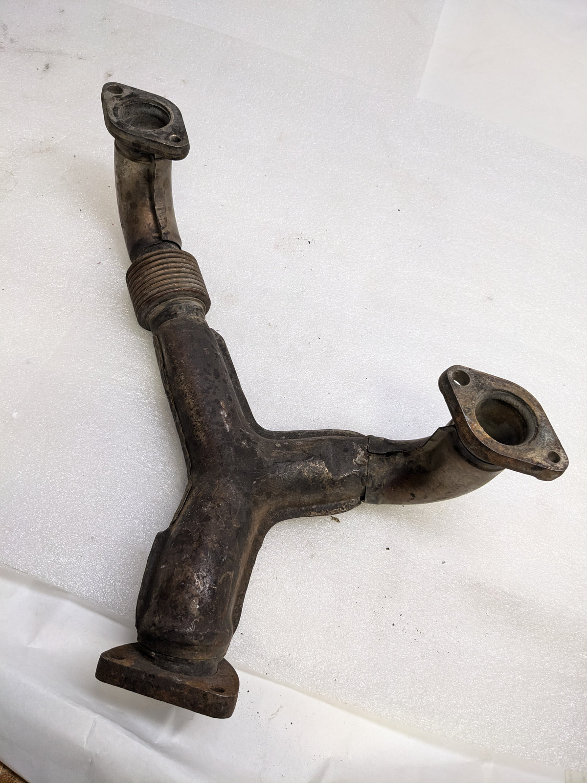 PORSCHE EXHAUST CROSSOVER PIPE 1 & 4 FOR 1984-1989 911 USED PG2