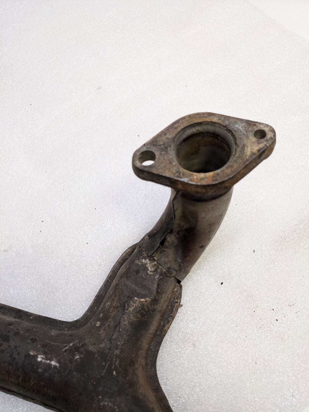 PORSCHE EXHAUST CROSSOVER PIPE 1 & 4 FOR 1984-1989 911 USED PG2
