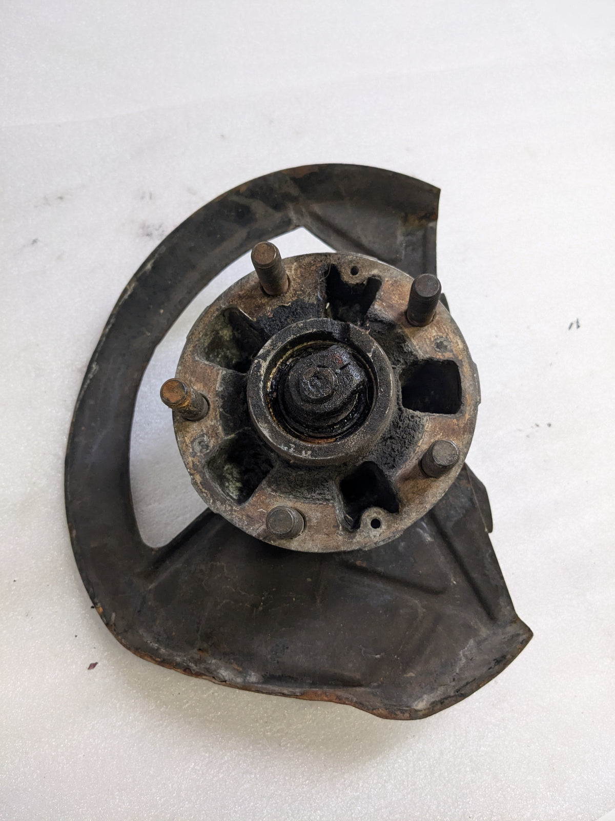 PORSCHE 92834105817 STEERING KNUCKLE AND DUST SHIELD FOR 1989-1995 928 USED PG2
