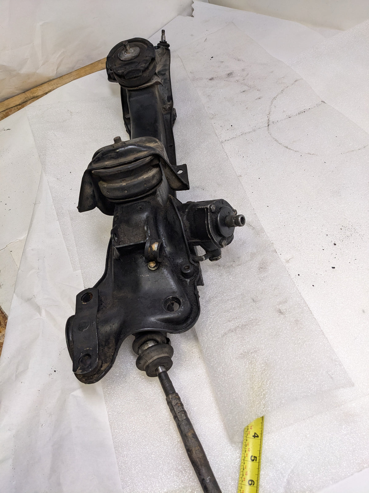 PORSCHE 92837501106 ENGINE SUSPENSION FOR 1983-1995 928 USED B2
