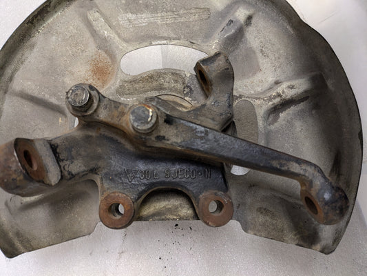 PORSCHE 94434165506 LEFT STEERING KNUCKLE AND DUST SHIELD FOR 1987-1991 944 USED #1 PG2