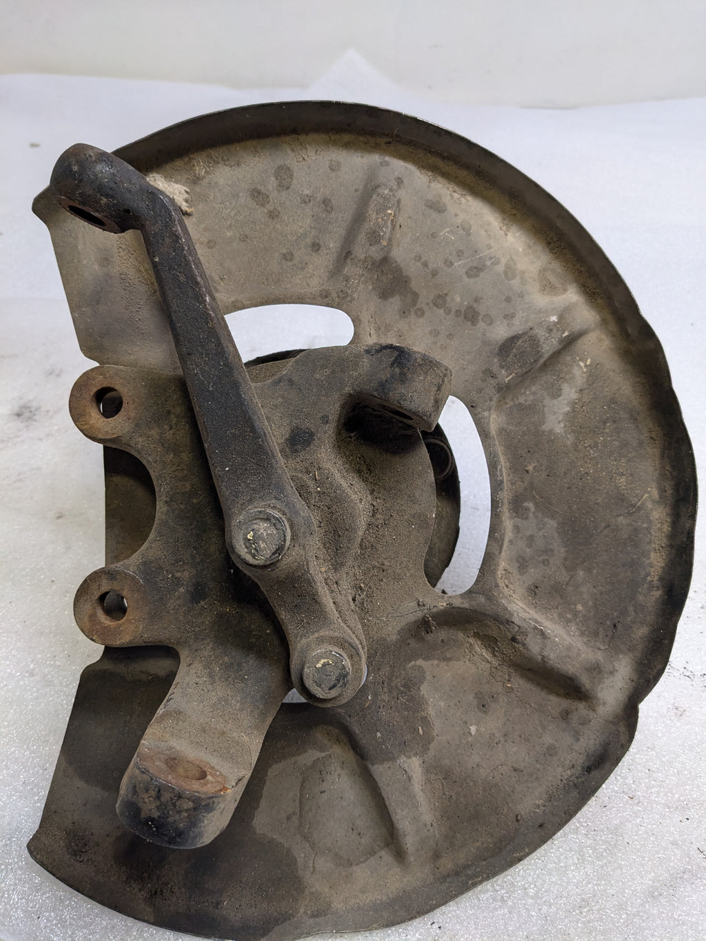 PORSCHE 94434165506 LEFT STEERING KNUCKLE AND DUST SHIELD FOR 1987-1991 944 USED #2 PG2