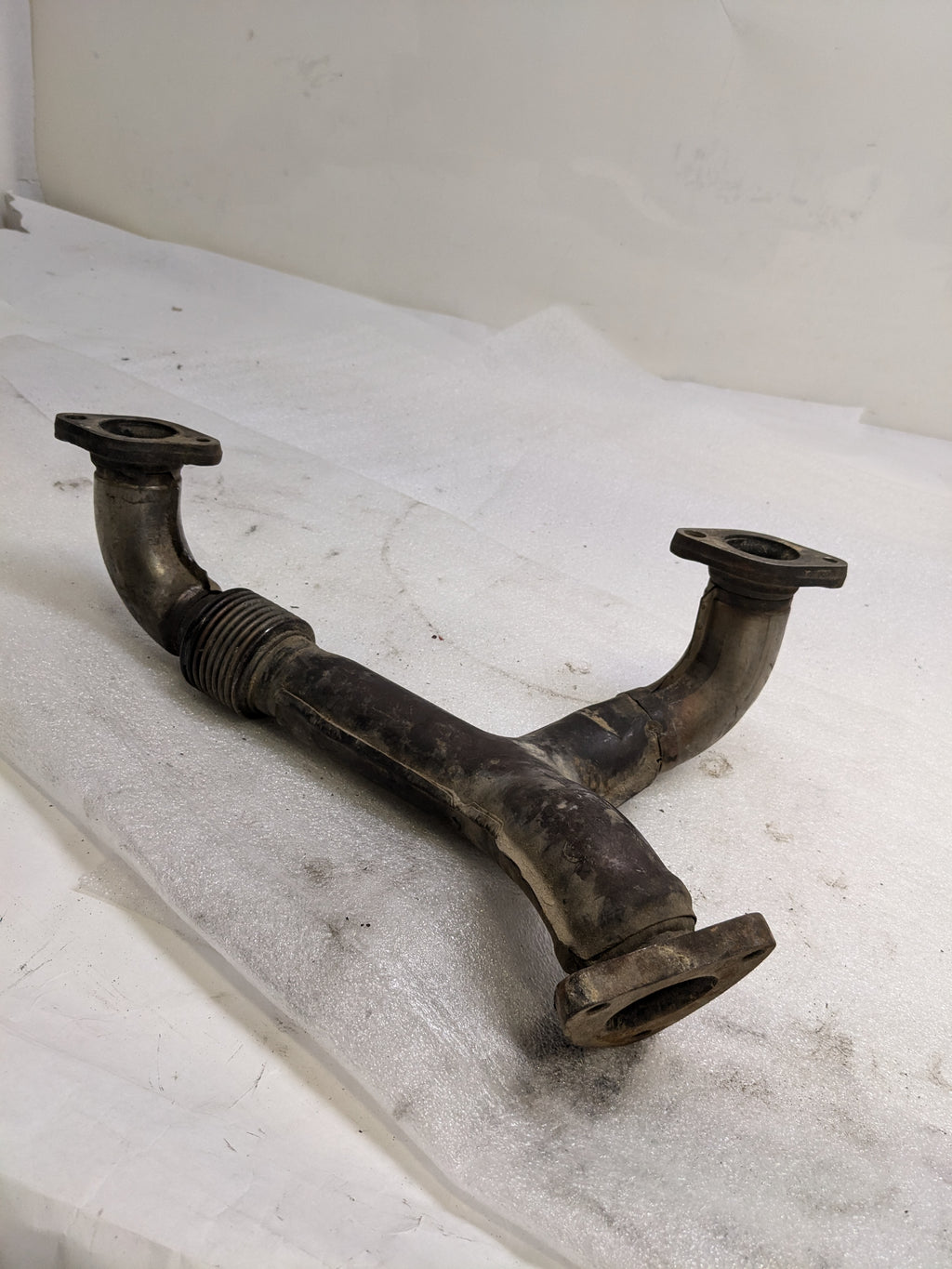 PORSCHE EXHAUST CROSSOVER PIPE 1 & 4 FOR 1984-1989 911 USED #2 PG2
