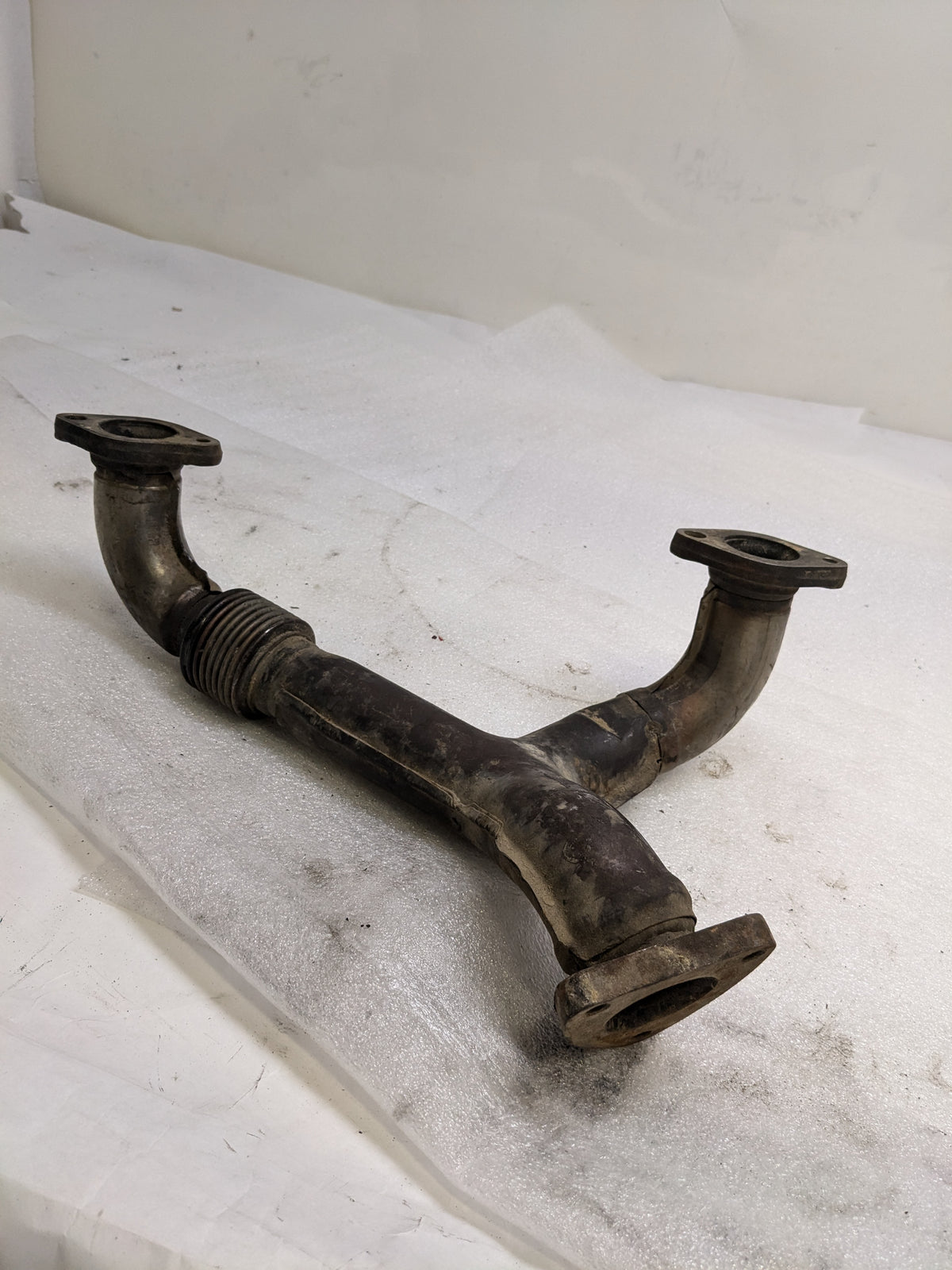 PORSCHE EXHAUST CROSSOVER PIPE 1 & 4 FOR 1984-1989 911 USED #2 PG2