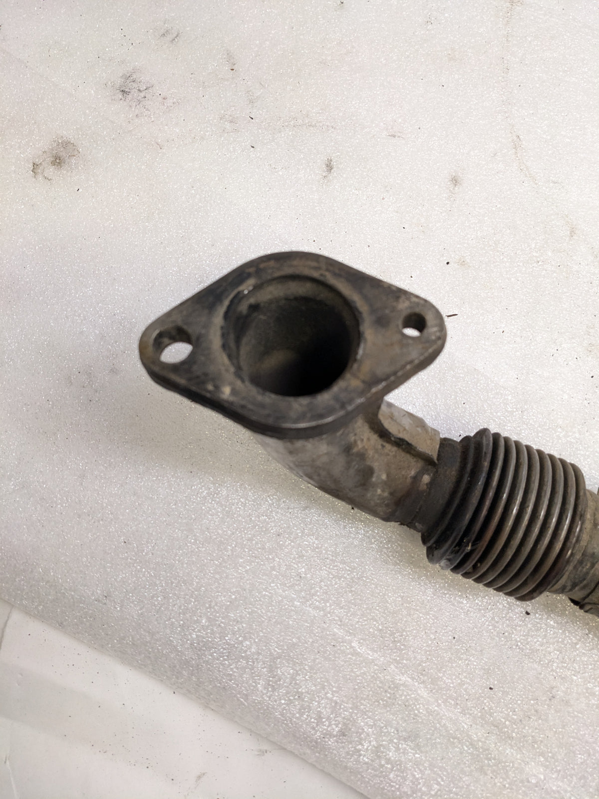 PORSCHE EXHAUST CROSSOVER PIPE 1 & 4 FOR 1984-1989 911 USED #2 PG2