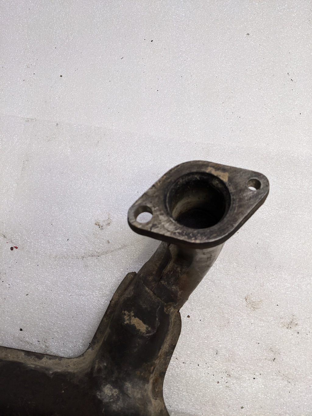 PORSCHE EXHAUST CROSSOVER PIPE 1 & 4 FOR 1984-1989 911 USED #2 PG2