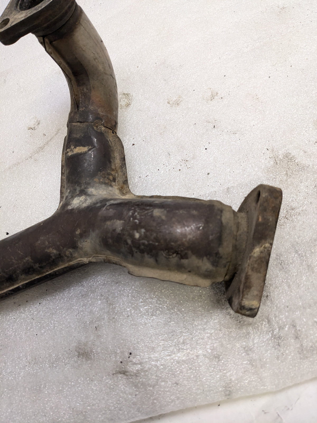 PORSCHE EXHAUST CROSSOVER PIPE 1 & 4 FOR 1984-1989 911 USED #2 PG2