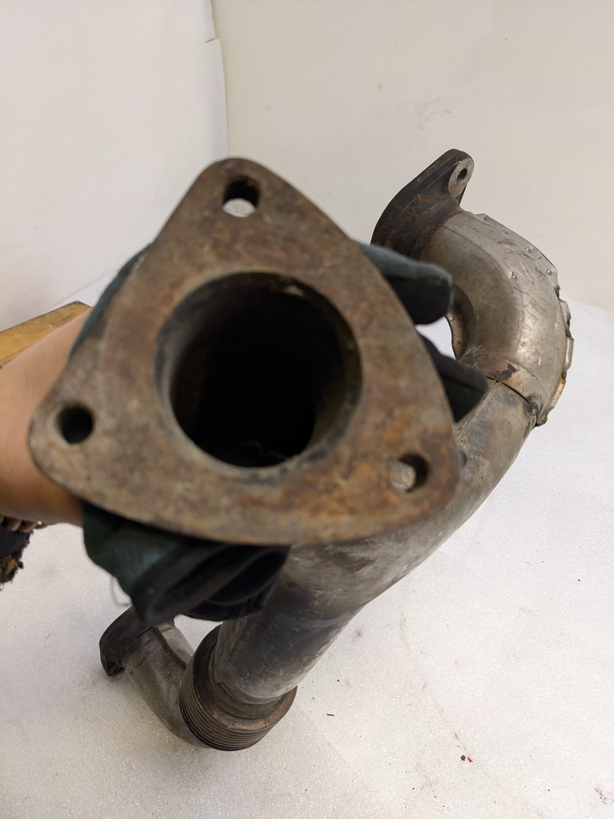 PORSCHE EXHAUST CROSSOVER PIPE 1 & 4 FOR 1984-1989 911 USED #2 PG2