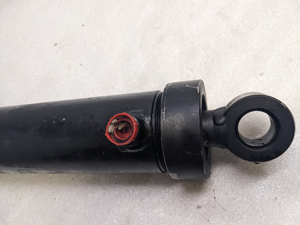 UNBRANDED 3" X 18" STROKE TANG HYDRAULIC CYLINDER USED B2