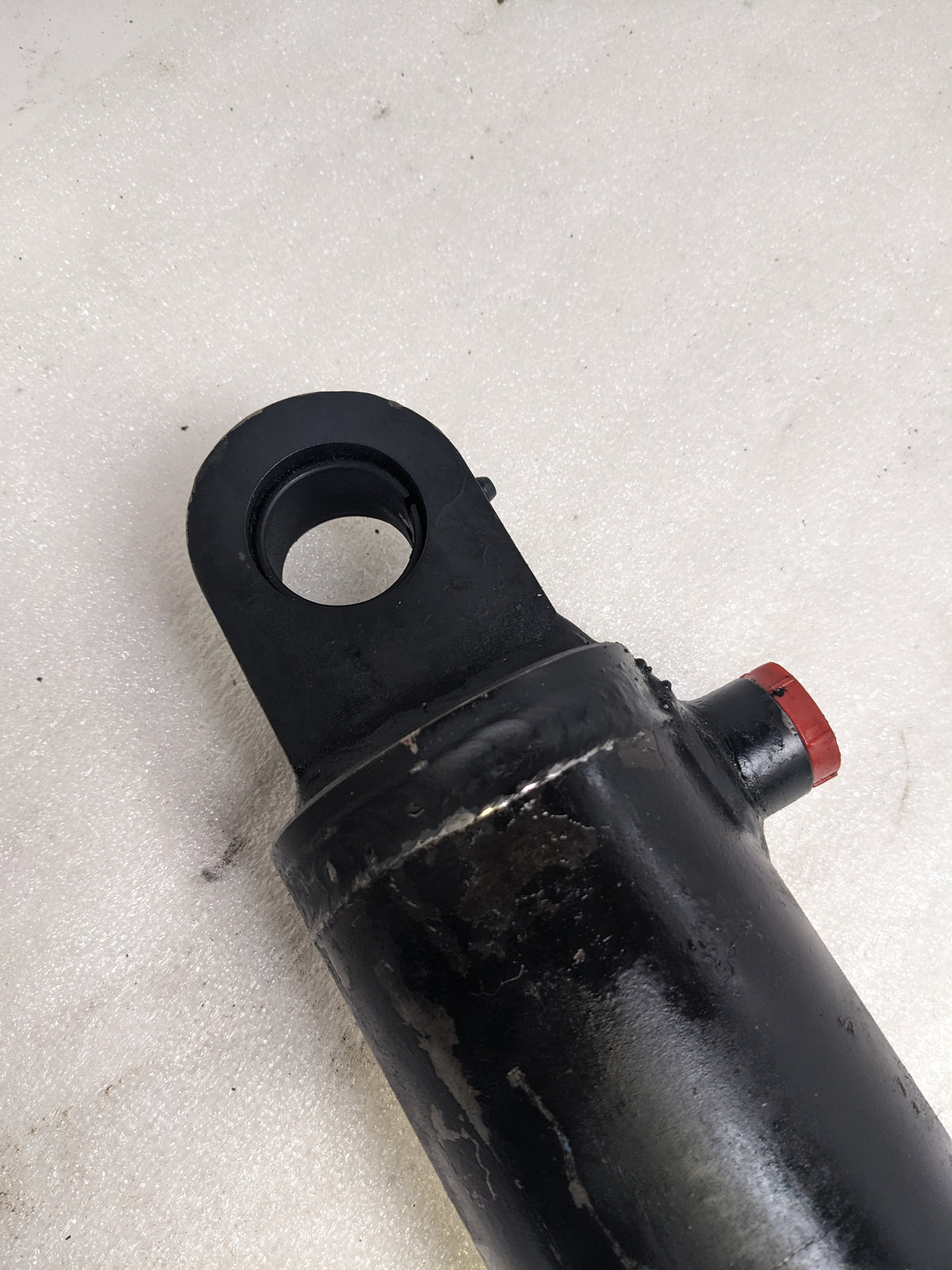UNBRANDED 3" X 18" STROKE TANG HYDRAULIC CYLINDER USED B2