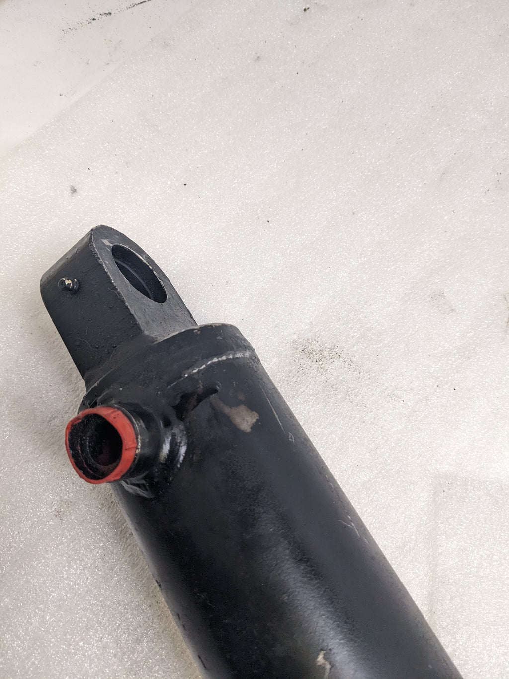 UNBRANDED 3" X 18" STROKE TANG HYDRAULIC CYLINDER USED B2