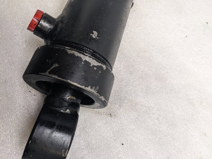 UNBRANDED 3" X 18" STROKE TANG HYDRAULIC CYLINDER USED B2