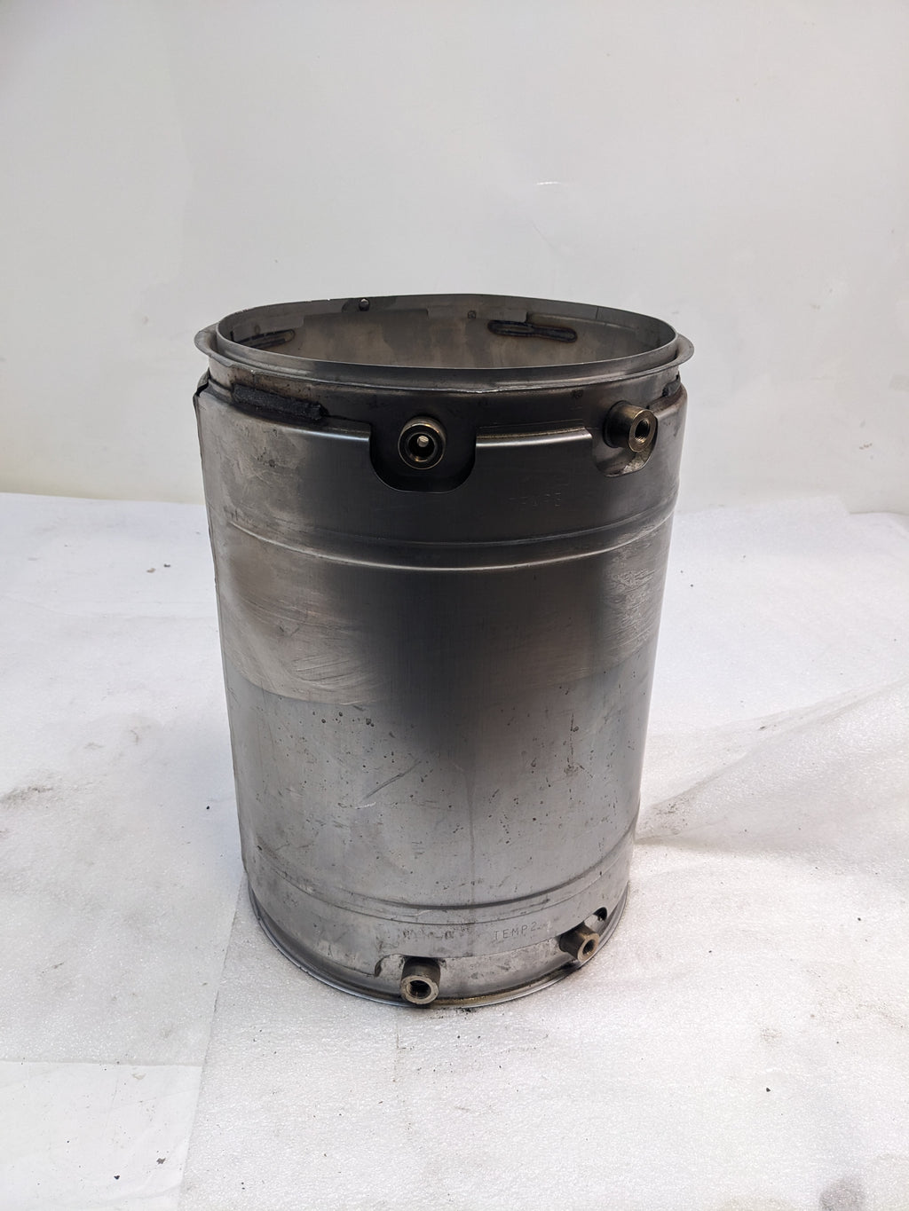 ROADWARRIOR NAVISTAR A045G339 DIESEL PARTICULATE FILTER USED B2