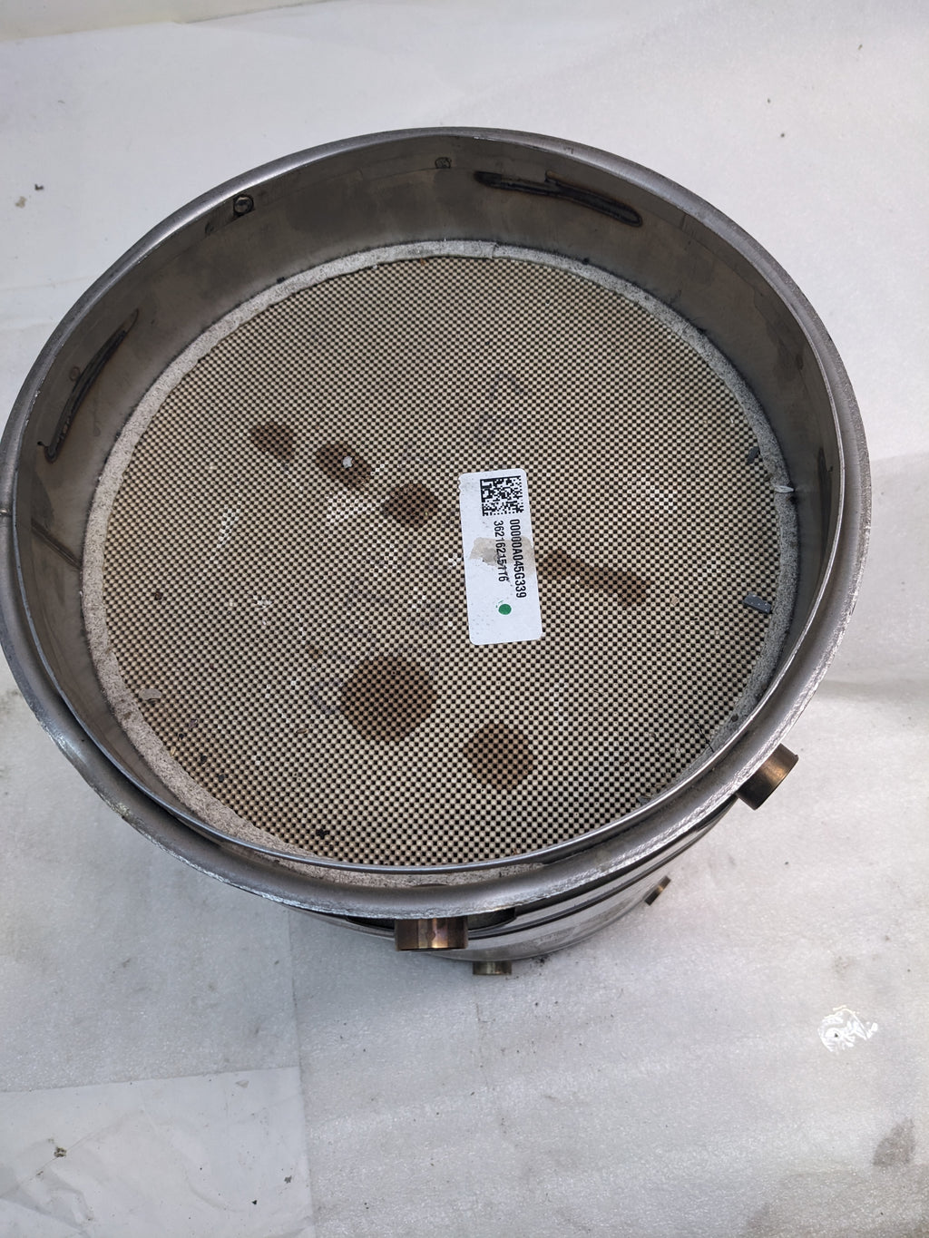 ROADWARRIOR NAVISTAR A045G339 DIESEL PARTICULATE FILTER USED B2