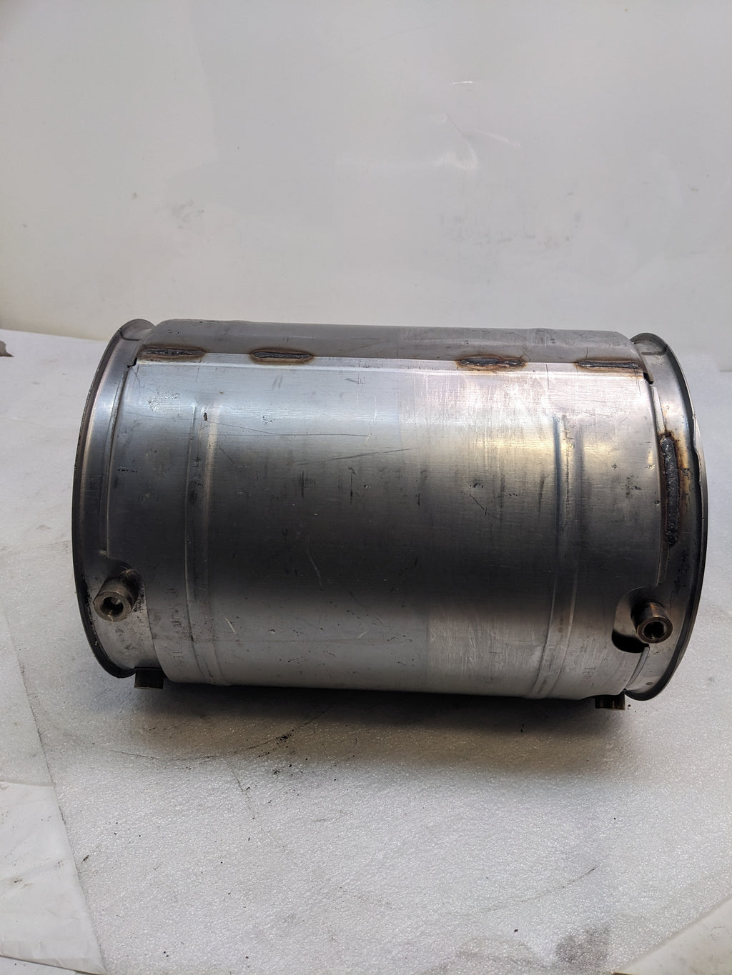 ROADWARRIOR NAVISTAR A045G339 DIESEL PARTICULATE FILTER USED B2