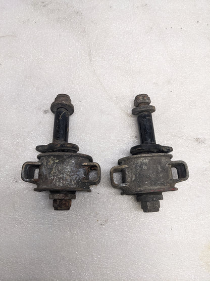 PORSCHE 95134102300 CONTROL ARM MOUNT FOR 1985-1995 944/968 PORSCHE USED R22T5