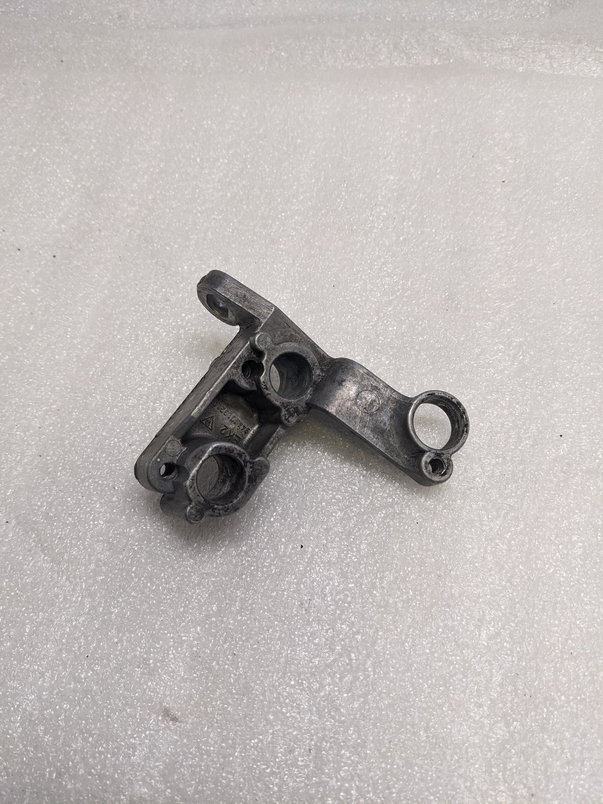 PORSCHE 94410132107 ENGINE CRANK POSITION SENSOR BRACKET FOR 1985-1991 944 NEW #2 R23T3