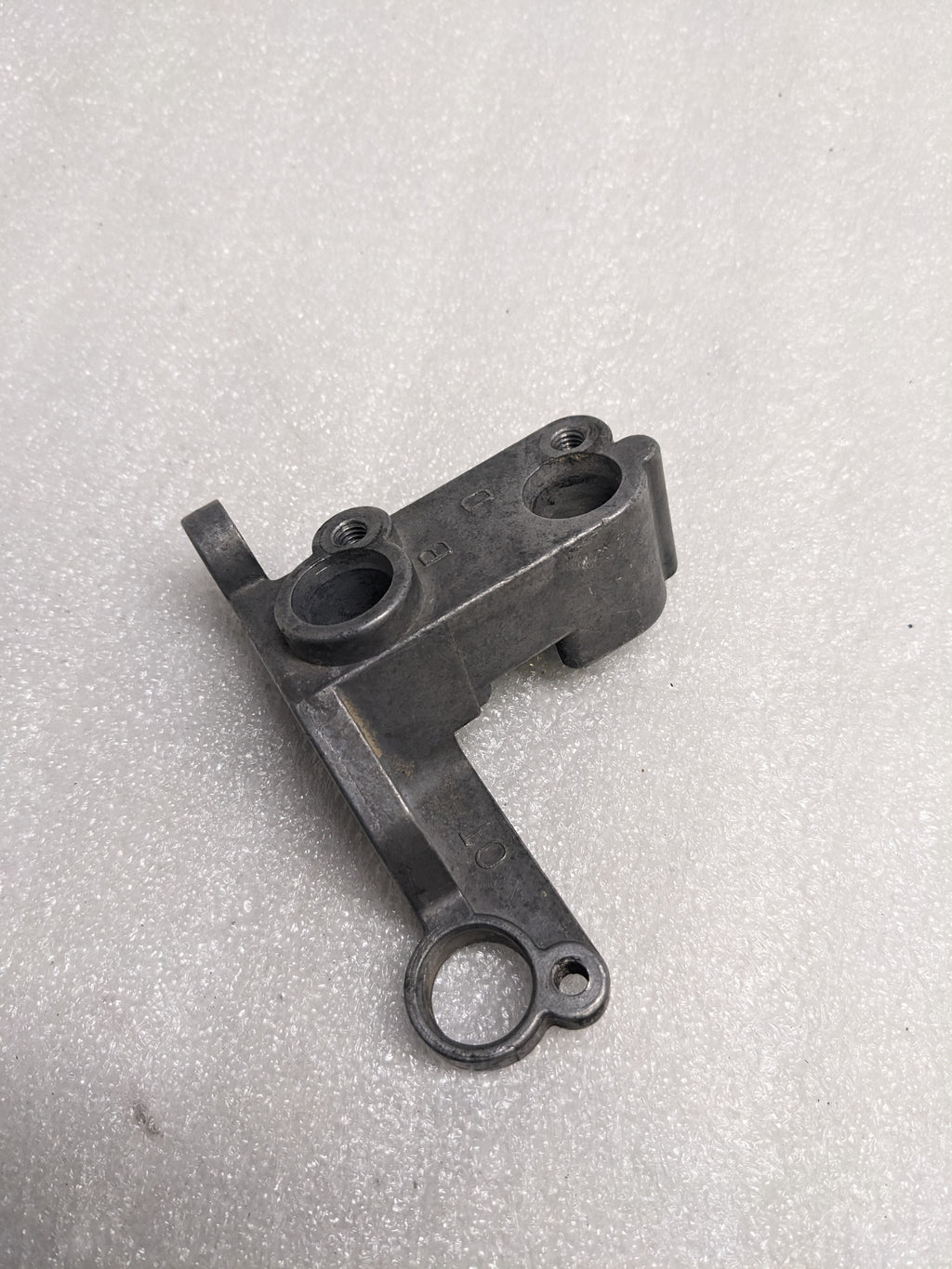 PORSCHE 94410132107 ENGINE CRANK POSITION SENSOR BRACKET FOR 1985-1991 944 NEW #2 R23T3