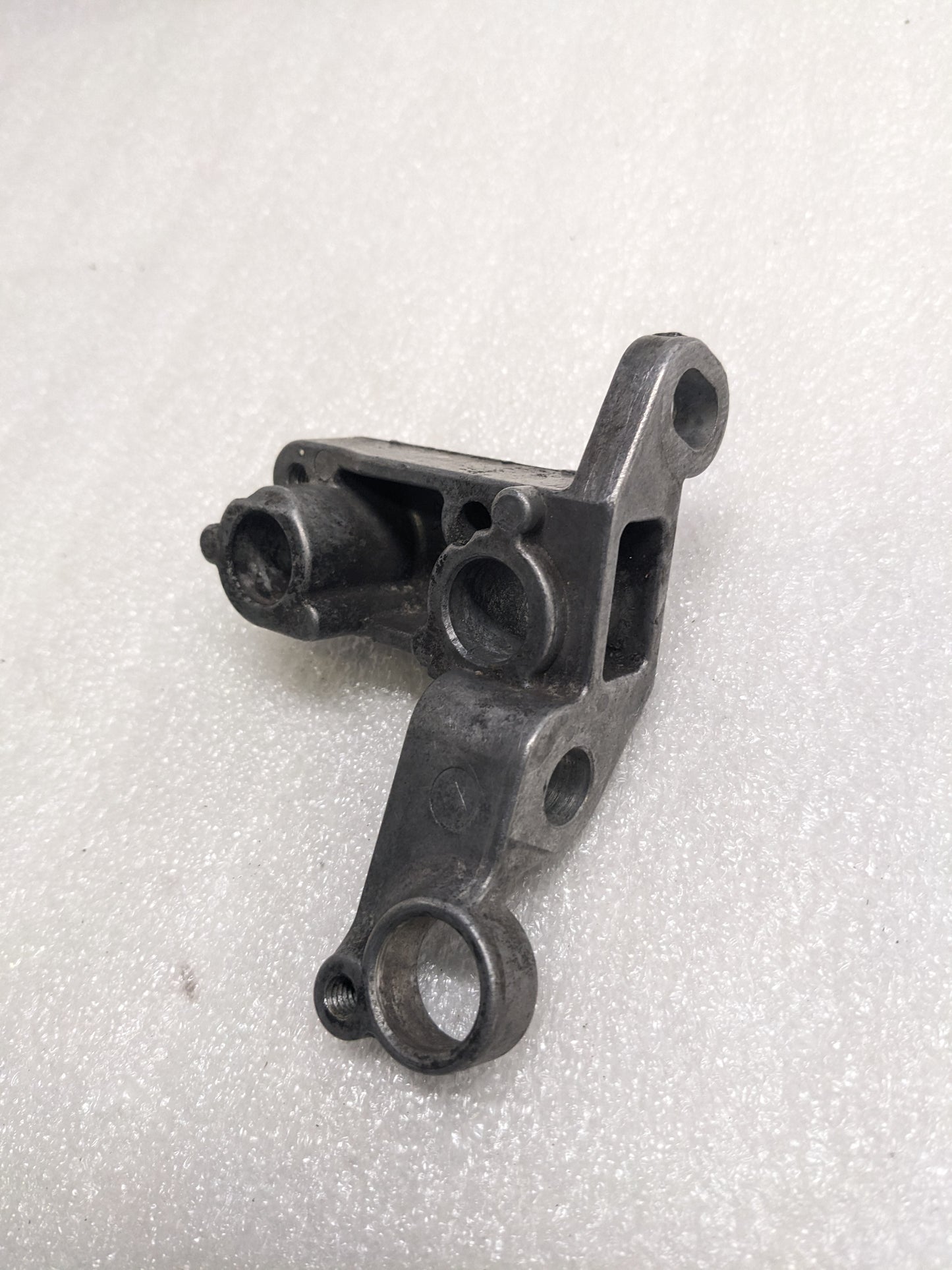PORSCHE 94410132107 ENGINE CRANK POSITION SENSOR BRACKET FOR 1985-1991 944 NEW #2 R23T3