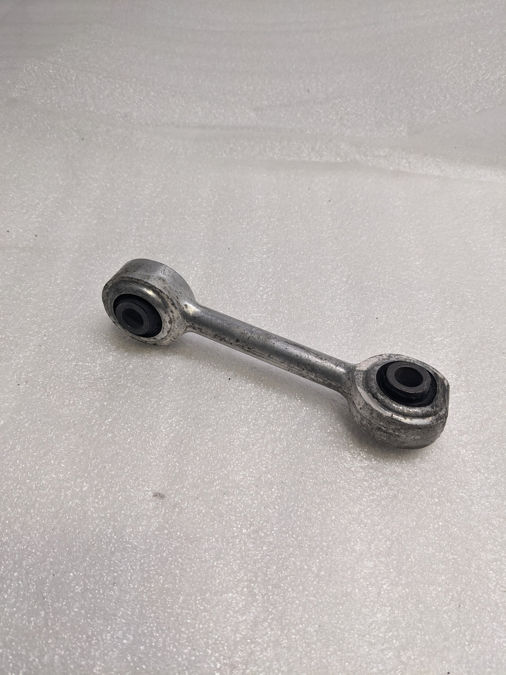 PORSCHE 92834306900 FRONT SWAY BAR DROP LINK FOR 1978-1984 928 USED R23T3