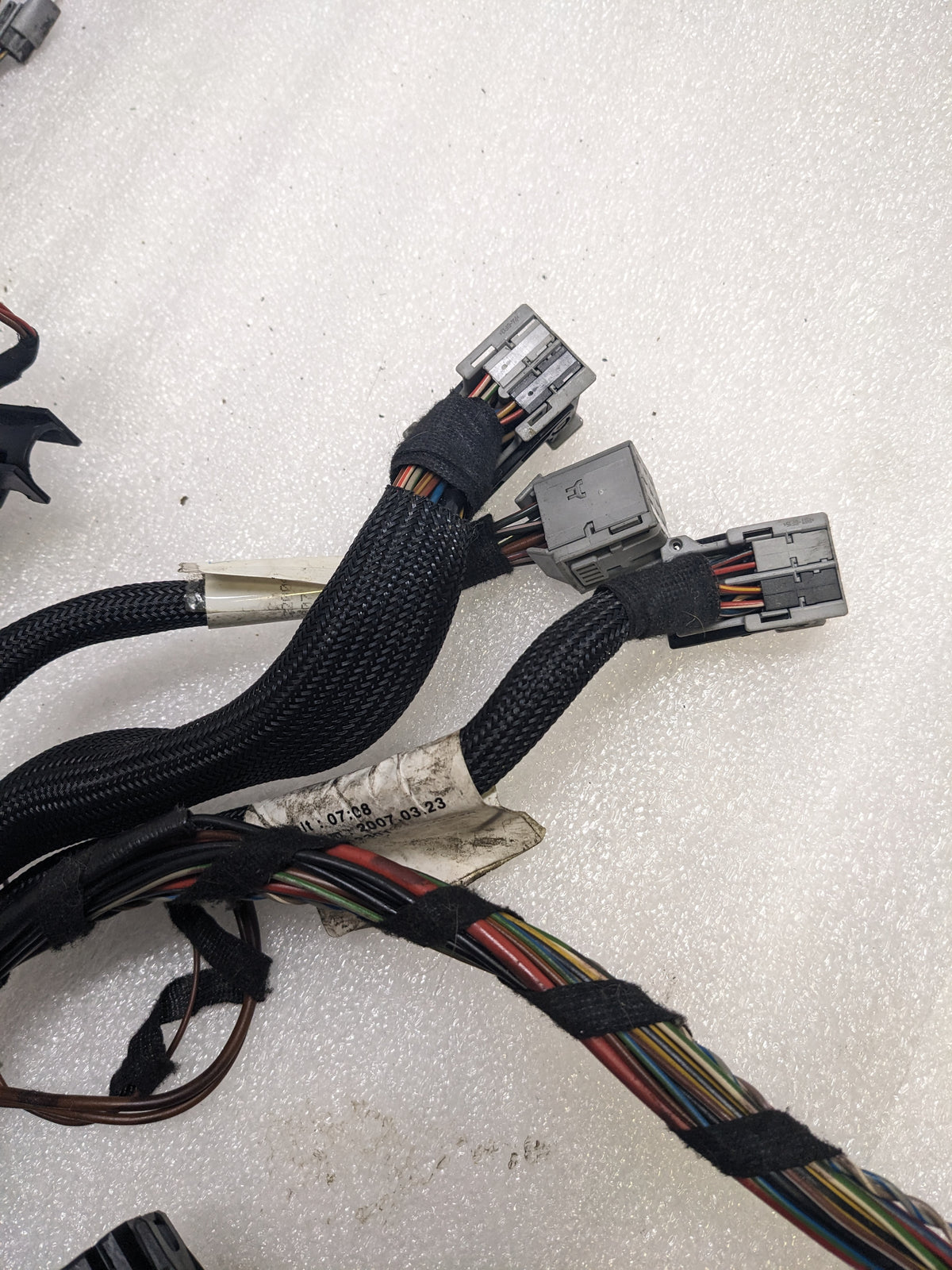 PORSCHE 98760701064 AS CABLE LOOM FOR 2006-2008 CAYMAN USED SR