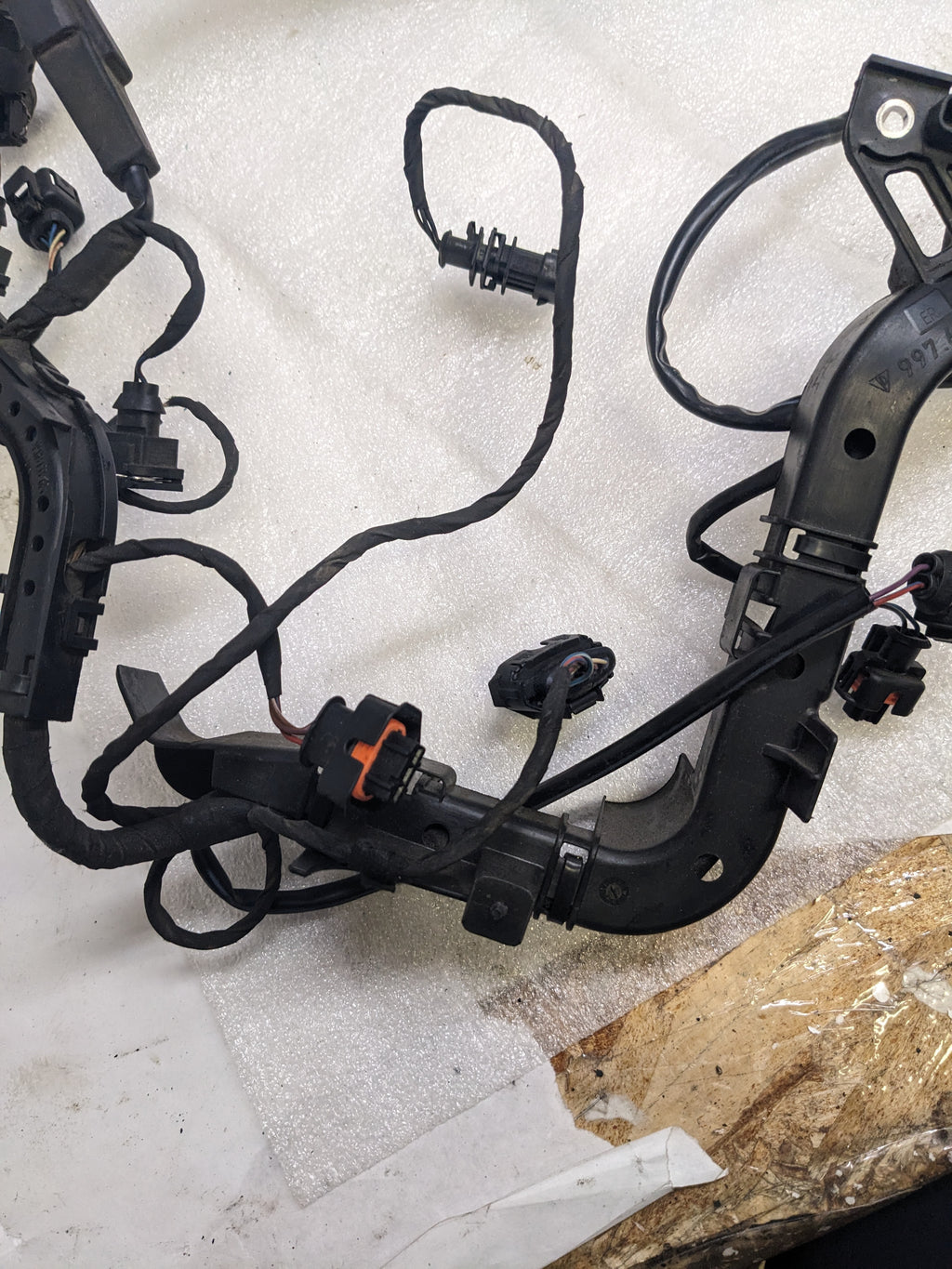PORSCHE 98760701064 AS CABLE LOOM FOR 2006-2008 CAYMAN USED SR