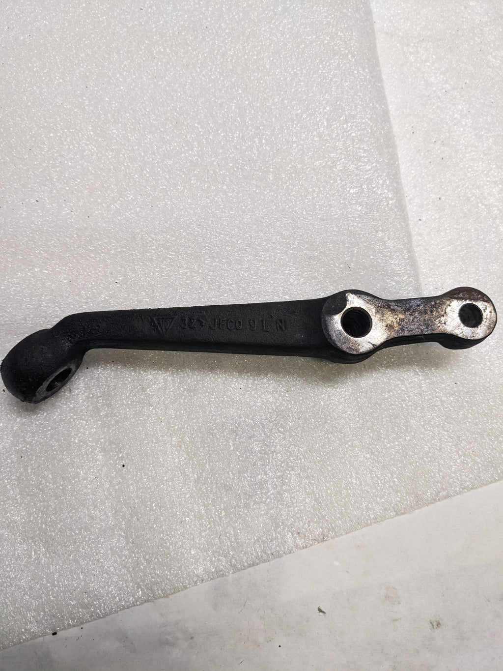 PORSCHE 92833110102 UPPER CONTROL ARM FOR 1984-1995 928 USED R23T3