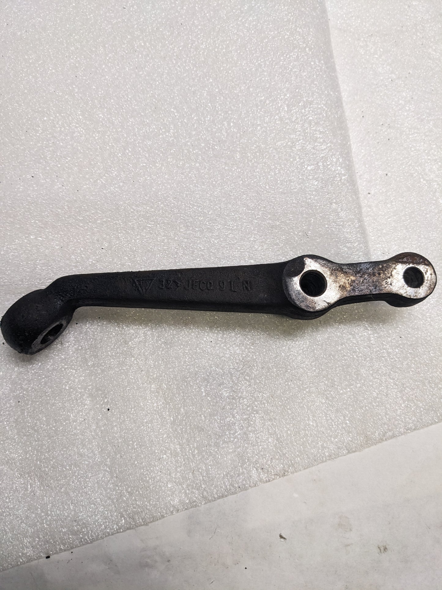 PORSCHE 92833110102 UPPER CONTROL ARM FOR 1984-1995 928 USED R23T3