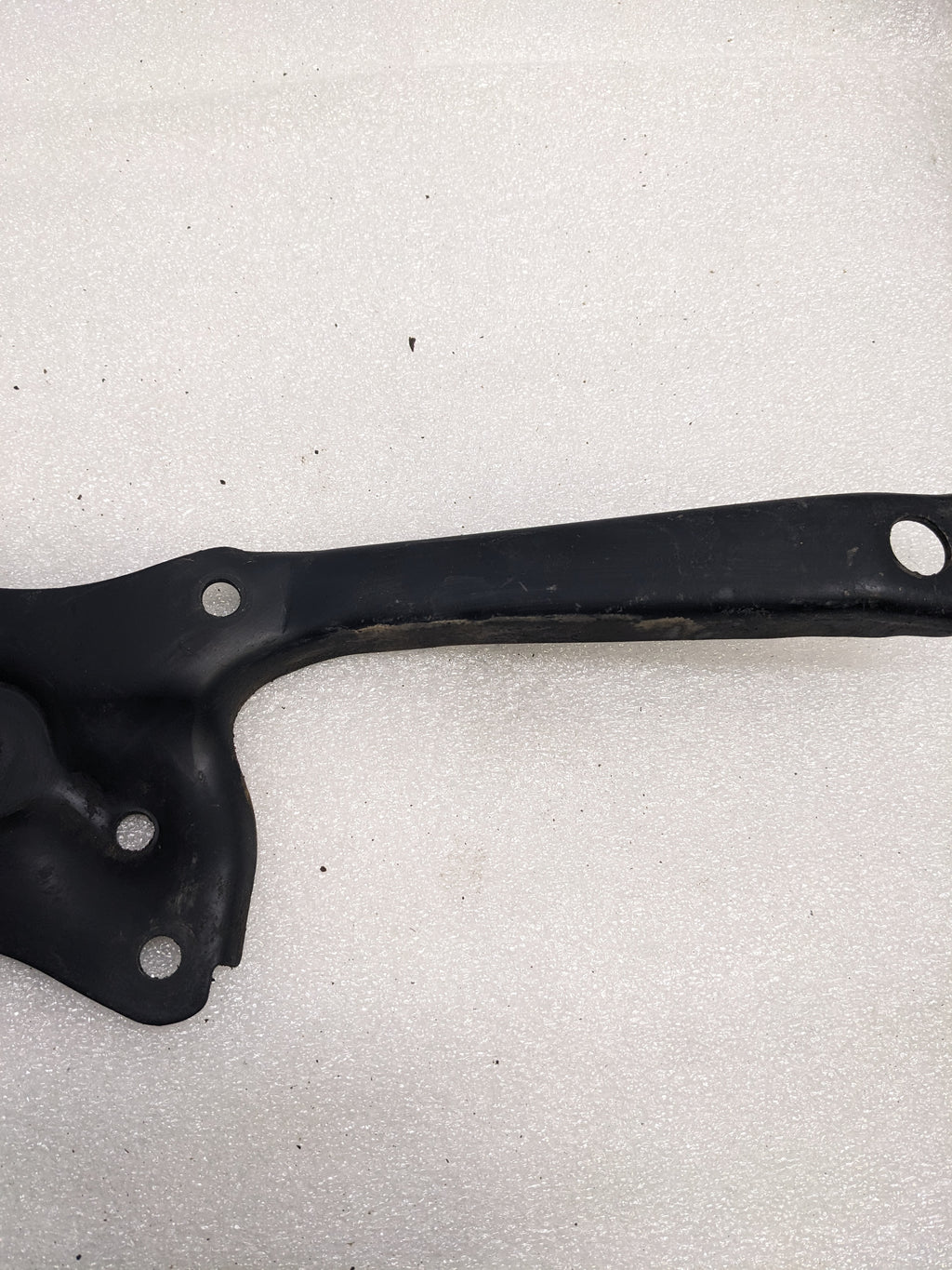 PORSCHE 92837501900 CROSS MEMBER PLATE REINFORCEMENT FOR 1987-1995 928 USED PG2