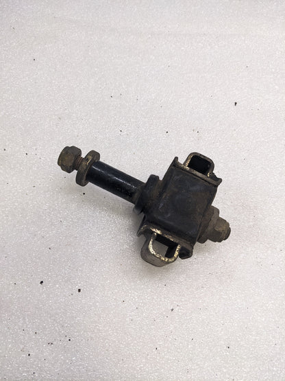 PORSCHE 95134102300 SINGLE CONTROL ARM MOUNT FOR 1985-1995 944/968 USED R23T3