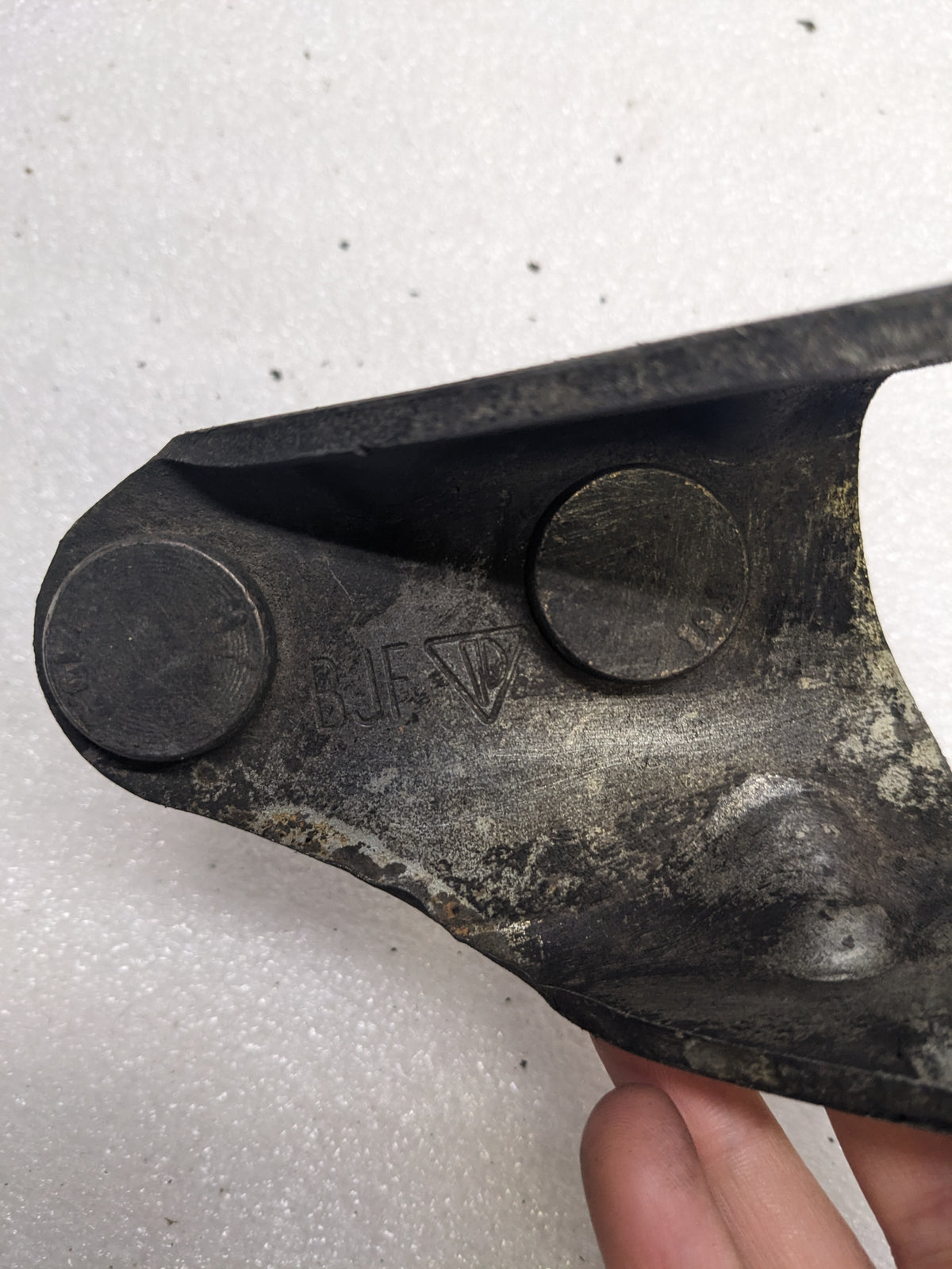 PORSCHE 92834109105 BALL JOINT CLAMP FOR 1978-1995 928 USED R23T3