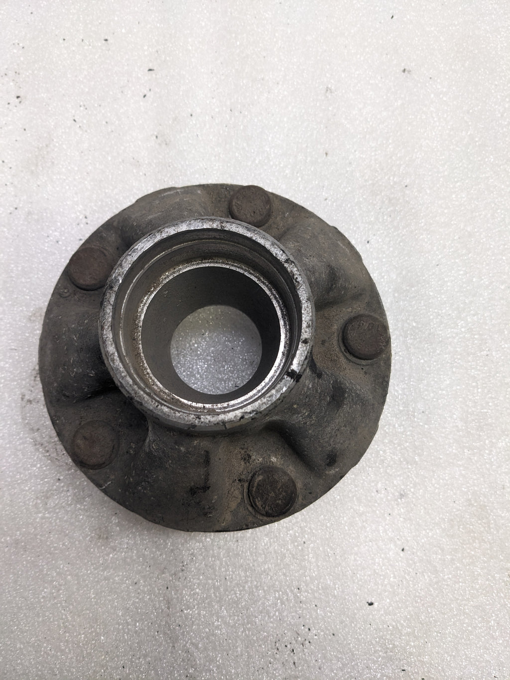 PORSCHE 9513416053R FRONT LEFT SIDE WHEEL HUB SPINDLER FOR 944 S2 968 #2 USED PG2
